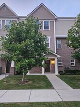 Building Photo - 2500 Normandy Rd
