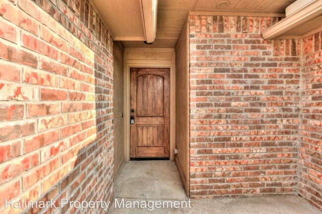 Building Photo - 3 br, 2 bath House - 613 Kings Manor