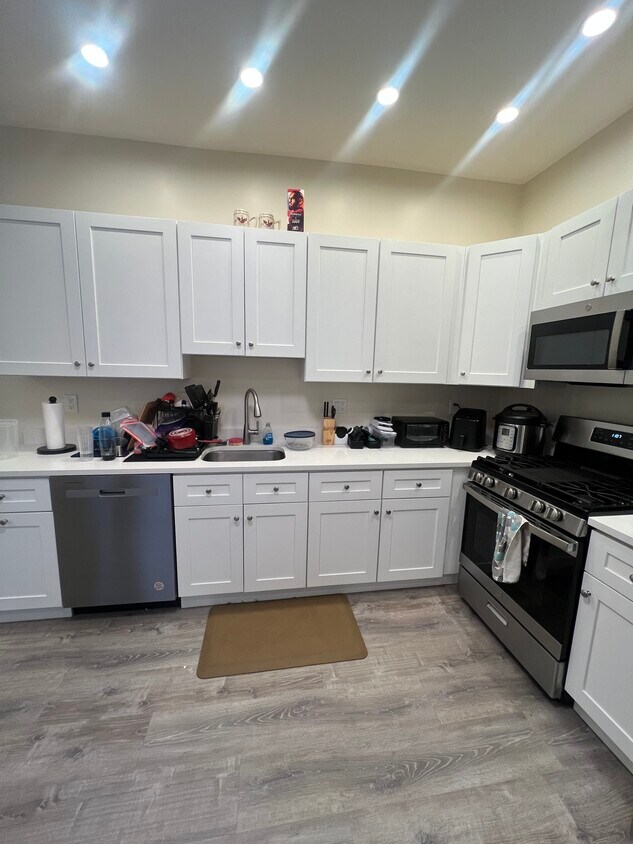 Foto principal - 1423 Cambridge St