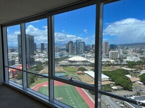 Building Photo - 1288 Kapiolani Blvd