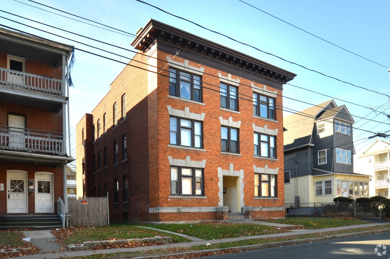 Building Photo - 71 Orange St