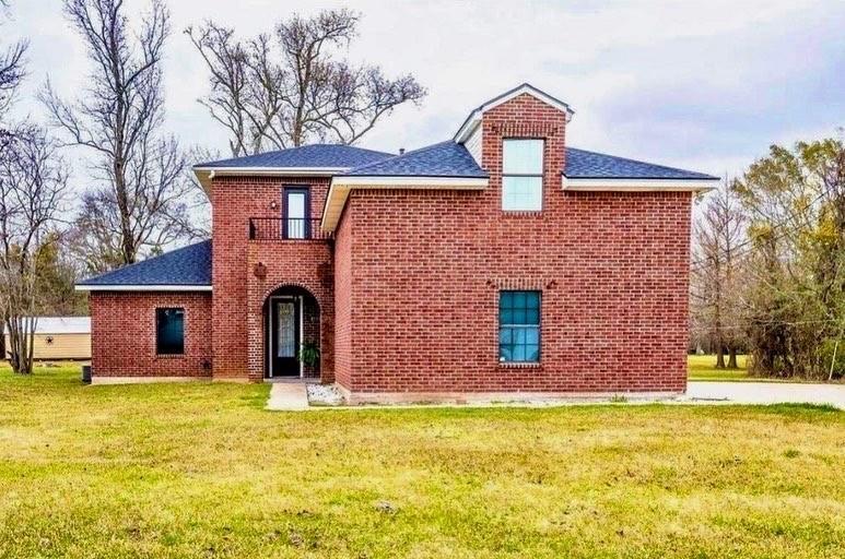 8590 Thomas Dr, Orange, TX 77630 House for Rent in Orange, TX