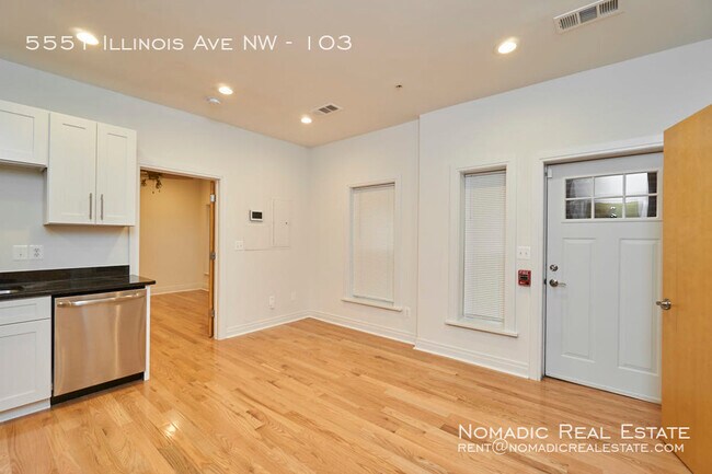 Foto del edificio - 5551 Illinois Ave NW