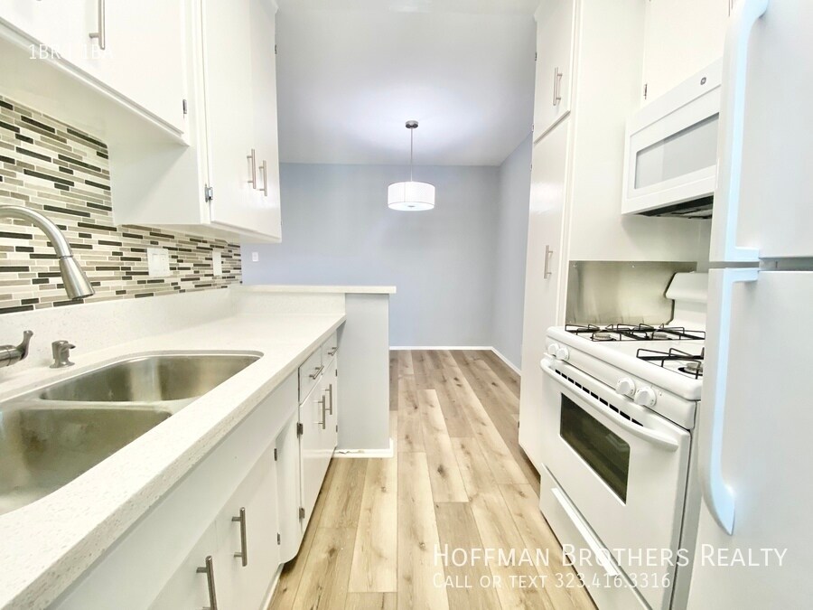 Foto principal - 8701 Olin St
