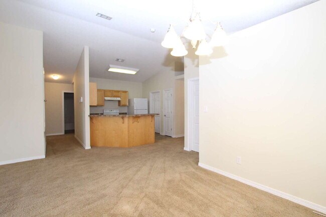 Foto del edificio - Pet Friendly 4BR Near NAS, Beaches & More!...