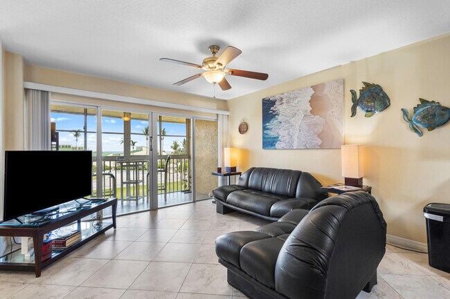 Building Photo - 2400 S Ocean Dr
