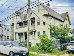 Building Photo - 193 Hanover St