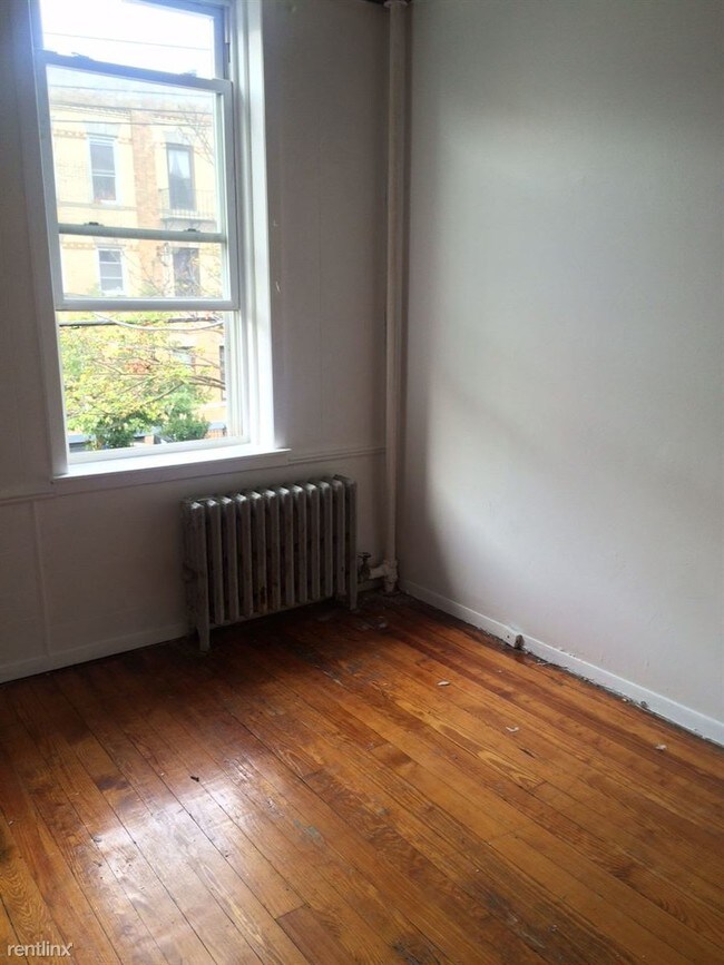Foto del edificio - 3063 44th St