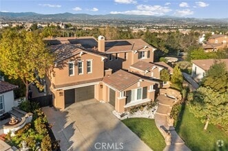 Building Photo - 26632 Fallen Oak Ct
