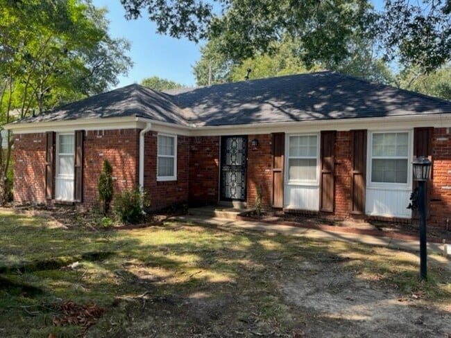 Building Photo - 5542 Lyford Ave