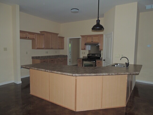 Foto del edificio - 4 Bedroom 3 Bath home in Millington