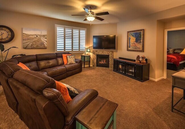 Foto del edificio - 10736 Amber Falls Dr