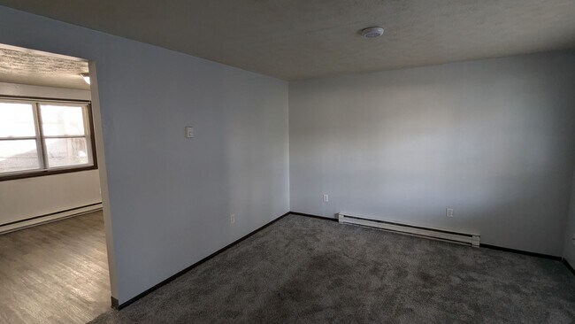 Foto del edificio - 1461 Spring Ave NE