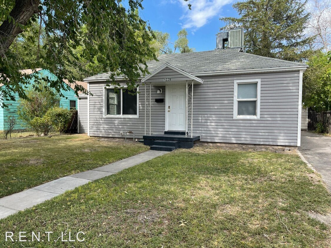 Primary Photo - 3 br, 2 bath House - 1229 S Stewart Street