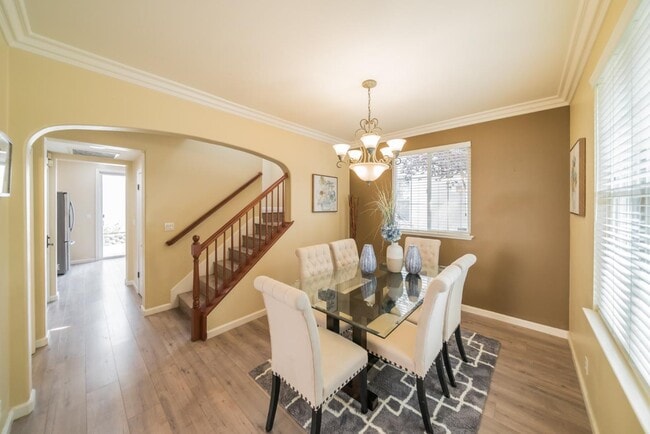 Building Photo - 9831 Belladonna Dr