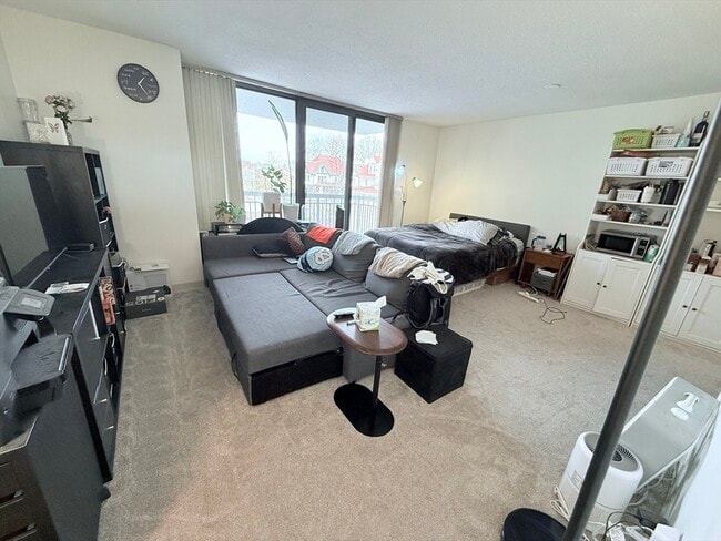 Building Photo - 60 Longwood Ave