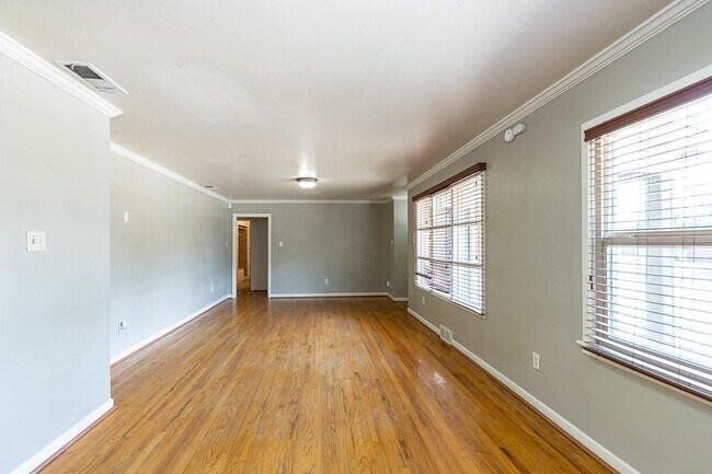 Foto del edificio - 3104 49th St