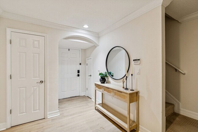 Foyer with two coat/shoe closets - 4543 Bay Spring Ct