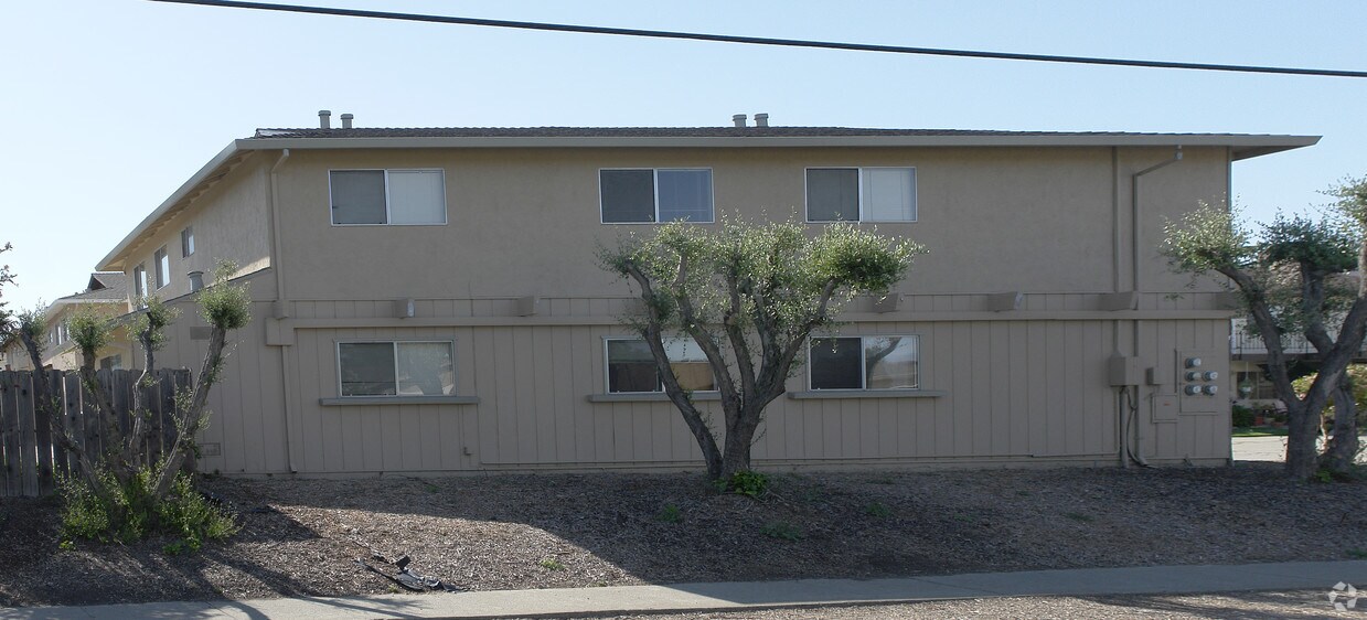 Primary Photo - 5276 Balhan Ct