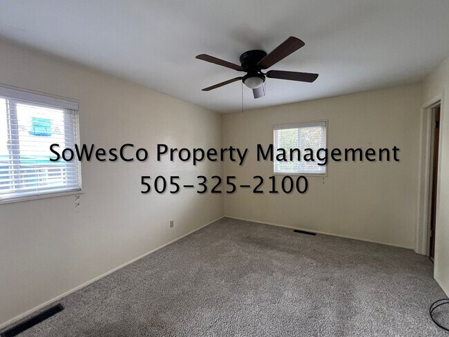 Foto del edificio - Three Bedroom 2 Bath Home in Central Farmington