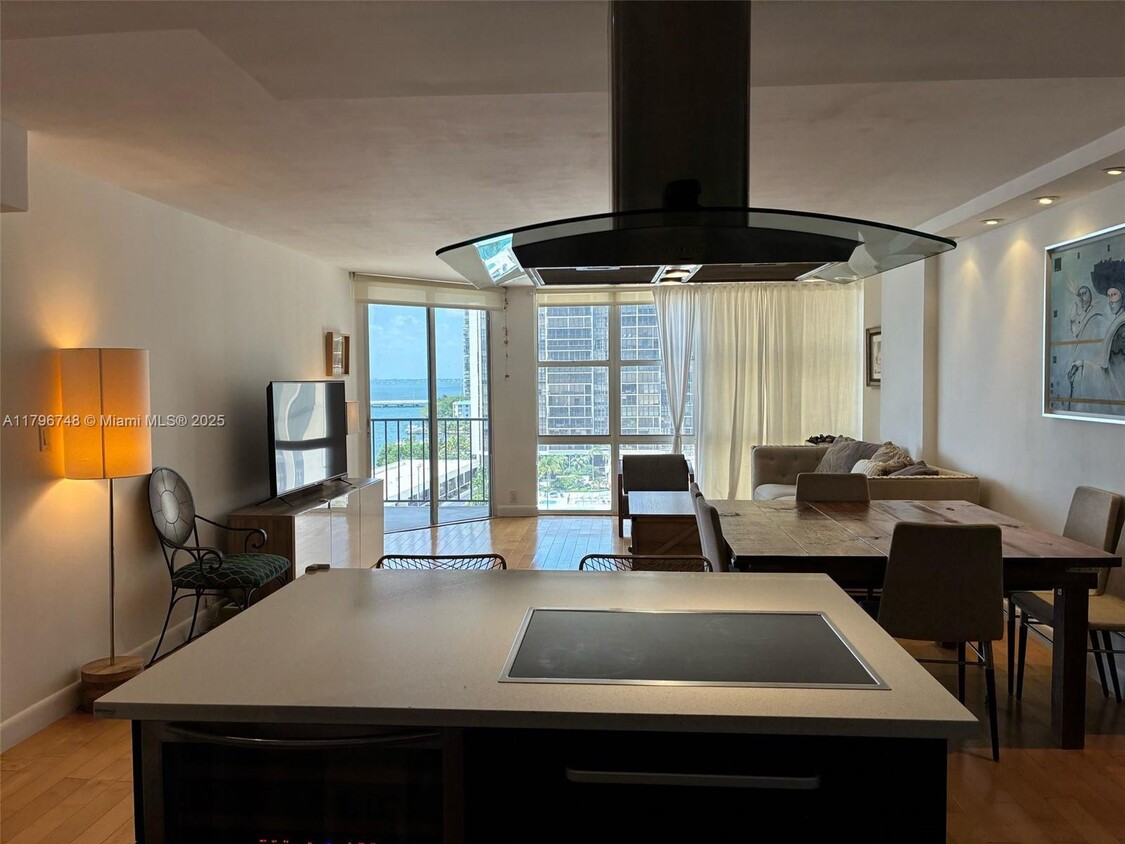 Foto principal - 1865 Brickell Ave