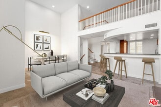 Building Photo - 5831 Seawalk Dr