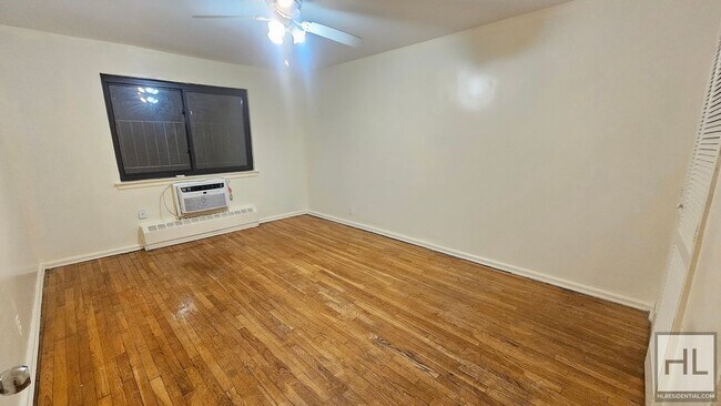 Foto del edificio - 24 STREET