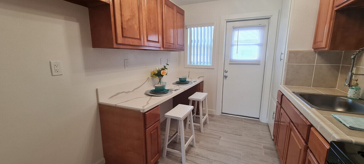 Foto principal - Newly Remodeled 1 Bedroom / Call or text O...