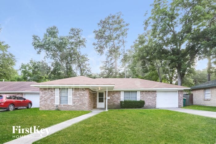 Primary Photo - 1403 N Roberson St