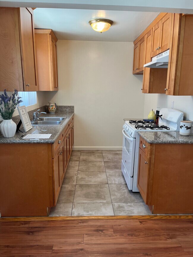 Foto del edificio - 13760 Sherman Way