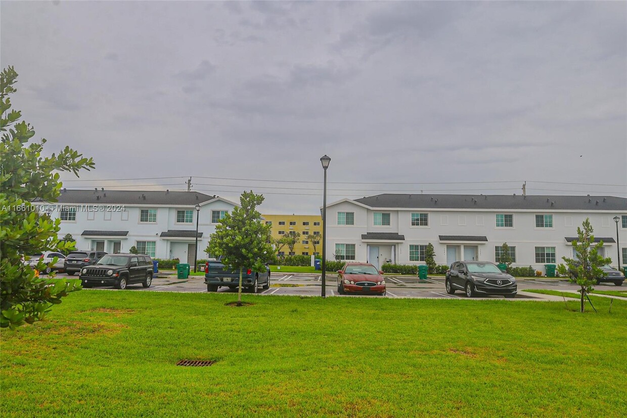 Foto principal - 1036 NW 5th Terrace