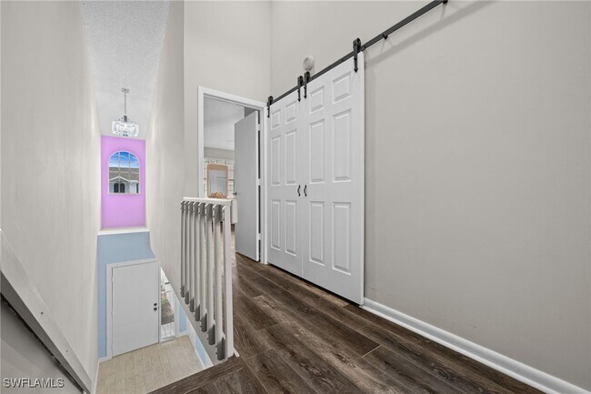 Foto del edificio - 833 Meadowland Dr