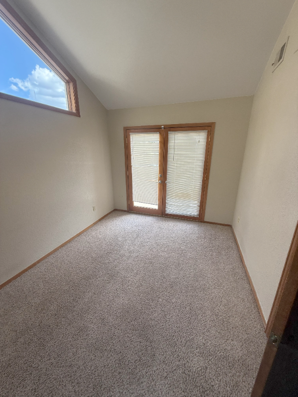 Building Photo - 2857 Springdale Ln