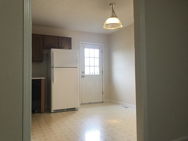 Foto del edificio - 340 Topmiller Ave