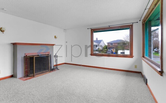 Foto del edificio - 1920 S Bayview St