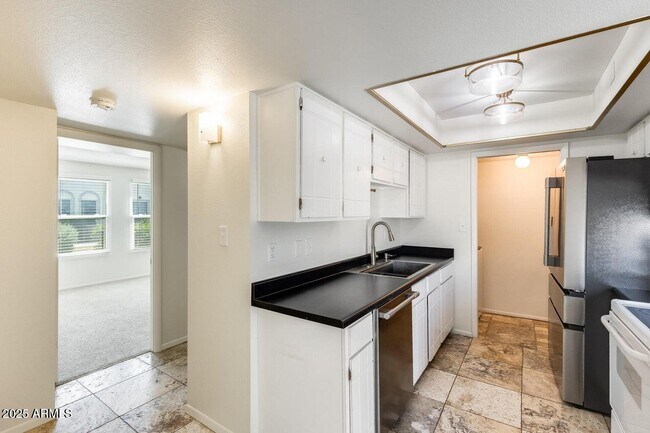 Foto del edificio - 5809 E Thomas Rd