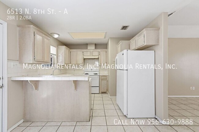 Foto del edificio - 6513 N 8th St