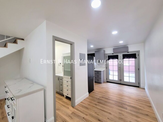 Building Photo - Beutifully Remodeled 2 Story Townhome with...