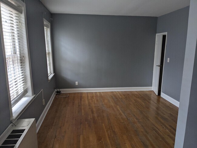 Foto del edificio - 115 E St