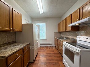 Building Photo - 1215 Peach St