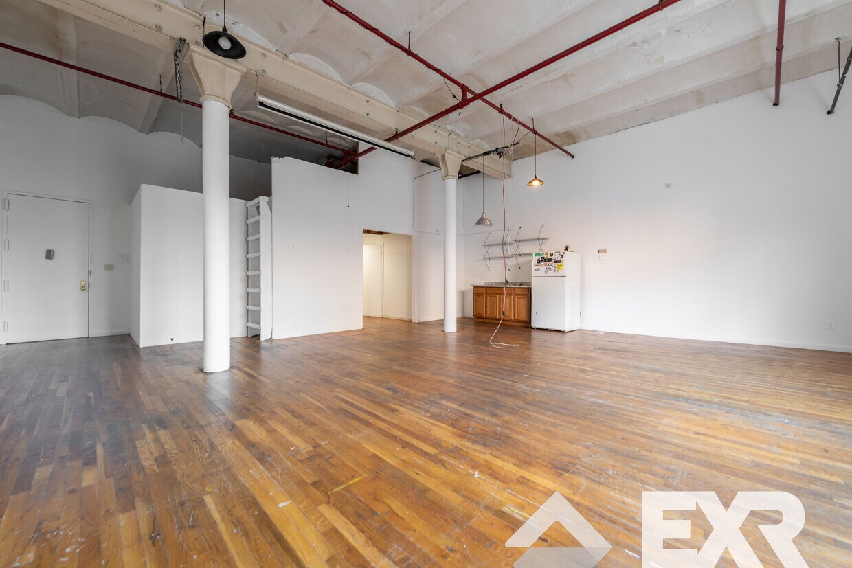 Foto principal - 28 Locust St