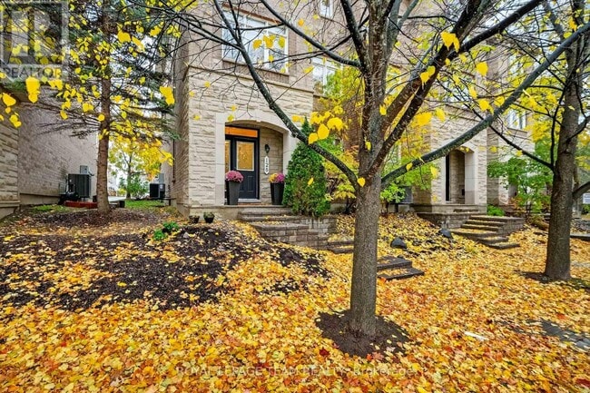 Photo du bâtiment - 128 Lanark Ave