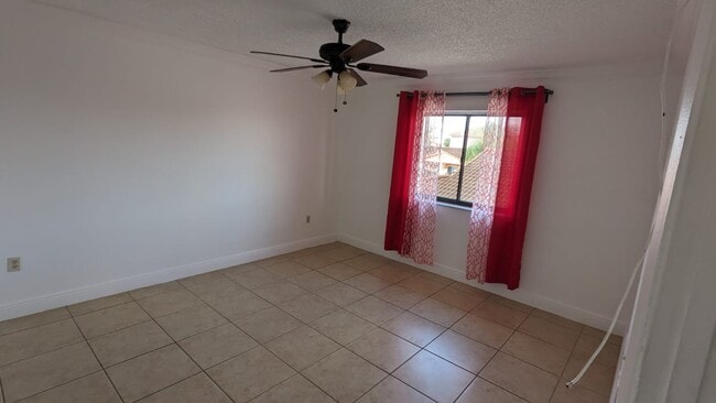 Foto del edificio - 7255 W 24th Ave