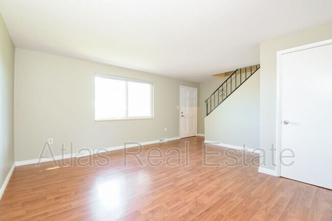 Building Photo - 485 S Kipling St
