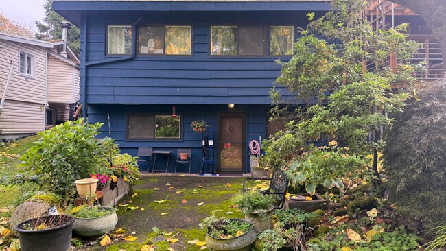 Building Photo - 12639 16th Ave S
