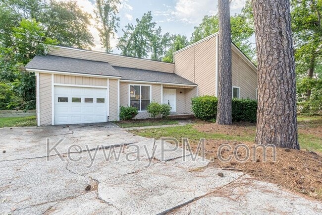 Building Photo - 219 Brooks Dr