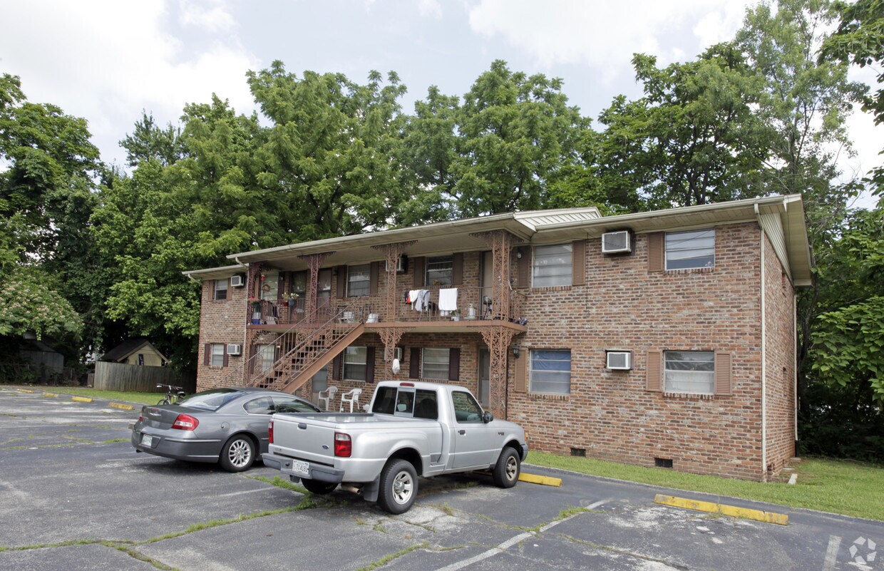 2800 Carnation Dr, Knoxville, TN 37921 Apartments in Knoxville, TN