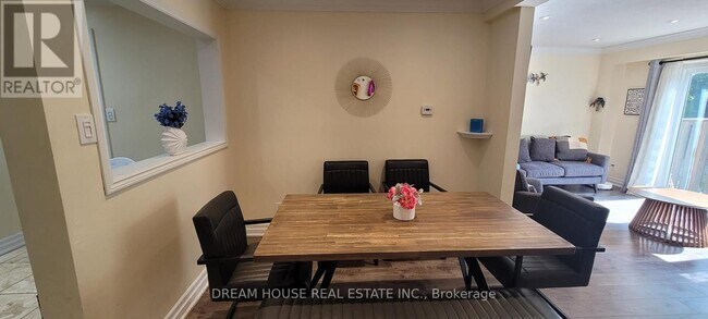 Building Photo - 41-155 155 Glovers Rd