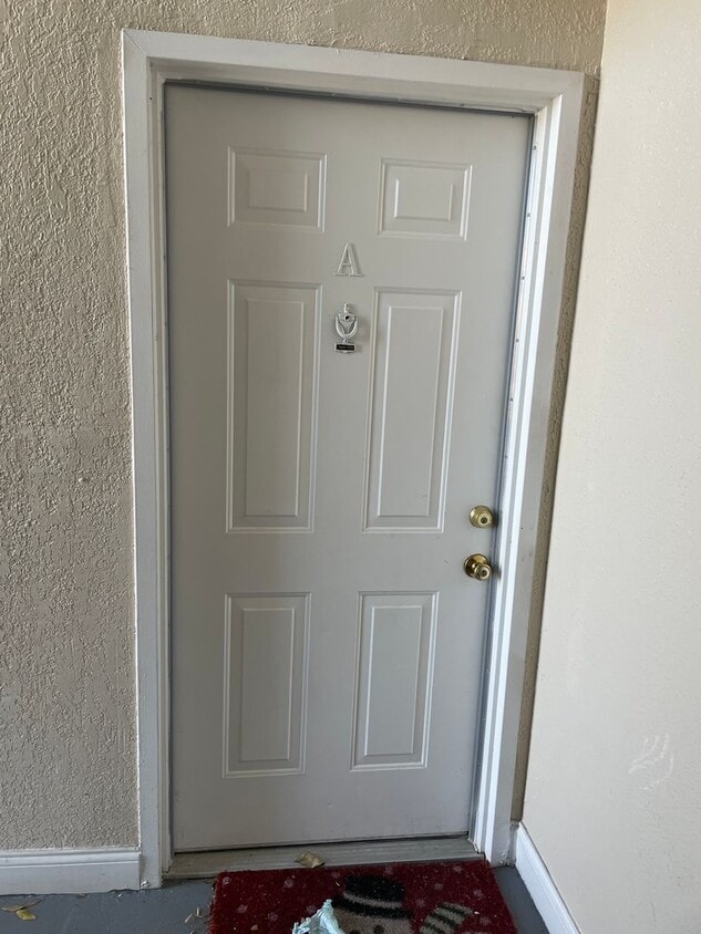 3Bed 2 Baths - Spacious Condominium - 3Bed 2 Baths - Spacious Condominium
