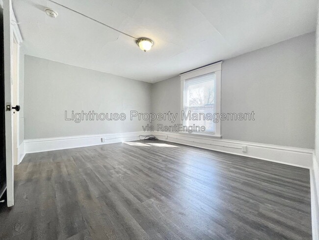 Foto del edificio - 615 Prospect Ave NE